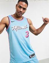 Heat and humidity rise during the summer, with daily highs reaching above 80 degrees fahrenheit (27 degrees celsius). Nike Basketball Miami Heat Nba Shorts In Blau Asos