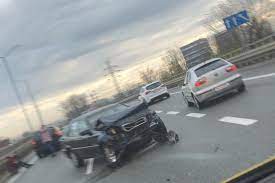 Droga w kierunku gliwic była zablokowana. Wypadek Na Dts W Katowicach Auto Uderzylo W Bariery Potezne Utrudnienia W Strone Centrum Slaskie Eska Pl