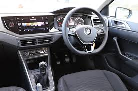 13 mar 2018 • 19 min read the new volkswagen polo has been so supersized you half expect to find morgan spurlock hiding in its (now much bigger) boot. 2018 Volkswagen Polo Review Carzone