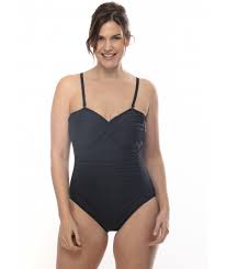 Pièces maîtresses accompagnant les journées ensoleillées, les maillots de bain se diversifient à volonté, au rythme des saisons et de l'inspiration des créateurs. Maillot De Bain 1 Piece Gainant