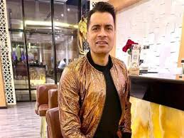حسن شاكوش متهم مجدداً بسرقة محمد حماقي وقرار مفاجئ بحق الأغنية. Ø§Ù„Ù‚Ø¨Ø¶ Ø¹Ù„Ù‰ Ø§Ù„Ù…Ø·Ø±Ø¨ Ø­Ø³Ù† Ø´Ø§ÙƒÙˆØ´ ÙÙŠ Ø§Ù„Ø³Ø§Ø­Ù„ Ø§Ù„Ø´Ù…Ø§Ù„ÙŠ ÙˆØ§Ù„Ø³Ø¨Ø¨ ØµØ§Ø¯Ù… Ø¥Ø«Ø±Ø§Ø¡ Ù†Øª