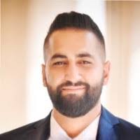 Elie Naim's Instagram, Twitter & Facebook