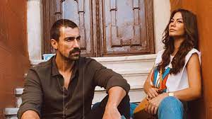 İbrahim çelikkol'un rol aldığı filmler. Too Much Cleavage Demet Ozdemir Blasted For A Selfie With Ibrahim Celikkol Al Bawaba