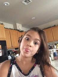 Laura Feeley's Instagram, Twitter & Facebook