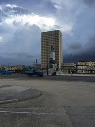 Havana hospital clínico quirúrgico (lucía iñiguez landín), opened on november 28, 1998; El Hospital Hermanos Ameijeiras El Mejor Hospital De Cuba Bild Von El Malecon Kuba Tripadvisor