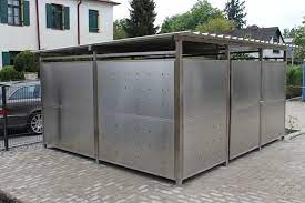 Sie können in der mülltonnenverkleidung bis zu 5 müllcontainer plus diverse mülltonnen mit einem fassungsvermögen von bis zu 240 liter tonnen unterbringen. Mulltonnen Haus Aus Metall Mulltonnenverkleidung Edelstahl