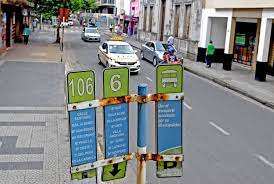 Hoy al mediodía finalizó el plazo anunciado por la unión tranviarios automotor (uta) para el paro de transportes, que en tucumán afecta a los usuarios desde primera hora del lunes. Por Un Paro De Uta Los Tucumanos Se Quedaron Otra Vez Sin Servicio De Omnibus La Gaceta Tucuman