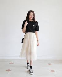 Kadang aku berfikir, kenapa ortu ku mengijinkan ya? 9 Gaya Eonni Korea Yang Paling Masuk Akal Buat Diikuti Cewek Indonesia Cute