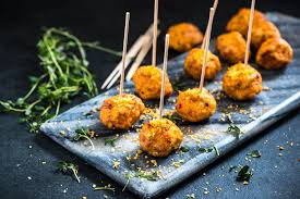 On vous promet un apéritif dinatoire original et délicieux ! Aperitif Dinatoire 4 Idees De Recettes Simples Blog Schmidt