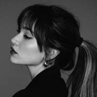 Iris Alonso's Instagram, Twitter & Facebook