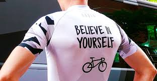 Aleix espargaró agradece el apoyo médico con la enfermedad congénita de su hija. Gobik 41team By Gobik Conoces El 41team Ya Puedes Facebook