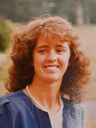 Eleanor Beatty's Instagram, Twitter & Facebook