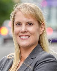 Corinna Spencer's Instagram, Twitter & Facebook