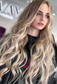 Summer Hair Colors Ideas Trends Balayaged Honey Blonde Hair Color Summer Hair Color Honey Blonde Hair Honey Blonde Hair Color