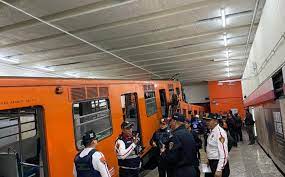 En este #nuevoviaje todos nos cuidamos • lun a vie: Terrible Accidente En Metro Tacubaya Deja 40 Heridos Un Muerto
