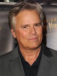À partir de cette date, il a totalement changé sa vie et sa. Richard Dean Anderson Sa Biographie Allocine