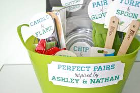 From personalized toasting flutes to playful just married beach towels, you're sure to find the perfect present within our extensive collection. 10 Elegant Creative Bridal Shower Gift Ideas 2021