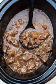 Slow Cooker Beef Tips With Gravy Valerie S Kitchen