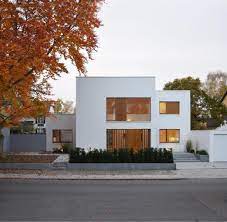 Situated in the middle of a town, and yet peacefully alone.on a slope, a steep escarpment on its southern side. Architektenhauser Die Vorteile Beim Neubau Mit Baumeister Welt