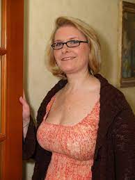 Free Mature Singles Dating on X: 