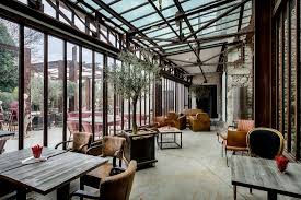 La Verriere Dans Notre Espace Bar Photo De Maison Bronzini Le Bistrot Du Moulin Villeneuve Lez Avignon Tripadvisor