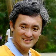 Petinggi Pramount Kabur Ke Singapura Lewat Jalan Tikus