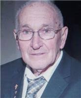 Dennis Walburn's Instagram, Twitter & Facebook