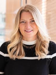 Lydia Lynch's Instagram, Twitter & Facebook