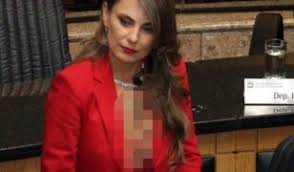 Seludup kukuhkan gelaran ratu antagonis buat raja ilya. Wow Raja Ilya Kongsi Gambar Seksi Maut Di Instagram Mynewshub