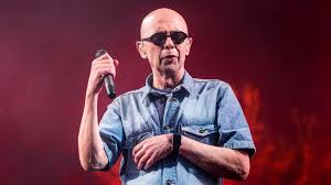 Carlos alberto solari (born 17 january 1949, paraná, entre ríos) known as indio solari is an argentine musician and singer. El Clasico Nam Fri Frufi Fali Fru Explicado Por El Propio Indio Solari Diario La Capital De Mar Del Plata