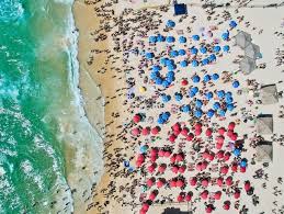 Le meilleur moyen d'explorer la ville est de participer à une promenade organisée, à pied ou en bus. News