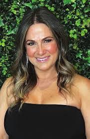 Tiffany Usher's Instagram, Twitter & Facebook