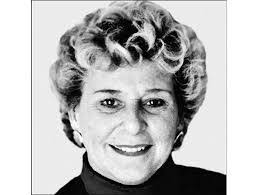 Claire Kenney's Instagram, Twitter & Facebook