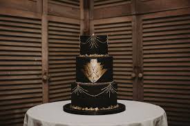 A great gatsby themed wedding cake for bridal bash kc at the beautiful hilton president. 25 Glamorous Art Deco Wedding Ideas For A Jazz Age Inspired Celebration