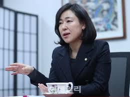 나이가 어린 청년시절 부터 정치에 꿈이 있었던 것 같다. í™©ë³´ìŠ¹í¬ ë‹¹ëŒ€í'œ ê²½ì„ ì— ì²­ë…„ ëª©ì†Œë¦¬ ì ê·¹ ë°˜ì˜í•´ì•¼ ë„¤ì´íŠ¸ ë‰´ìŠ¤
