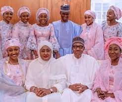 Renowned police detective abba kyari has explained why he attended the lavish funeral burial of mother of popular club owner, obi cubana. Obinna Nwosu Ar Twitter By Refusing To Self Isolate After Returning From Germany Chief Of Staff Abba Kyari Might Have Endangered President Muhammadu Buhari 77 And His Family Same Applies To Vp