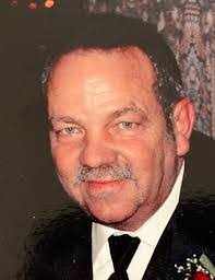 Kera Bell's Instagram, Twitter & Facebook