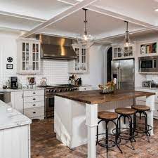 Rustic farmhouse brick/ terracotta tile ideas. 75 Beautiful Farmhouse Brick Floor Kitchen Pictures Ideas July 2021 Houzz