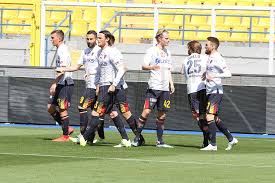 Reggina 1914 s.r.l., commonly referred to as reggina, is an italian football club based in reggio calabria. 7f6vbhfof98qim