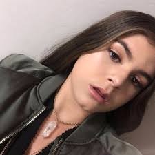 Georgia Ball (@gigiglamtv)