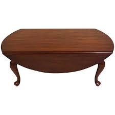 Vintage drop leaf oval dark oak coffee table with gates leg in superb condition. Henkel Harris Wild Cherry Drop Leaf Handmade Queen Anne Coffee Table At 1stdibs