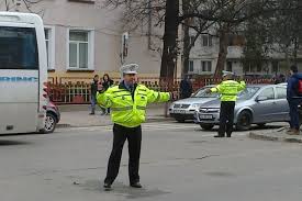 In sfarsit poliţia locală nu mai are voie să dea anumite amenzi de circulaţie infoialomita ro știri actuale din județul ialomița. Ce SancÈiuni Pot SÄ Aplice PoliÈiÈtii Locali La Regimul Rutier Alte AtribuÈii Pe Care Le Au FoÈtii Comunitari In Domeniul CirculaÈiei