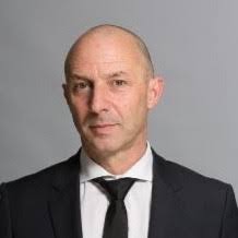 Yesterday I received the award for the best newcomer in the EMEA Urology  Care Buisness Unit. I learned a lot over the past 9 months and I'm looking  forward for more things