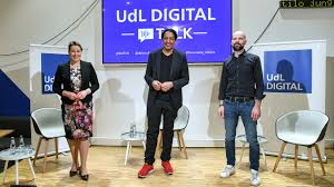 Anfang januar berichtete business insider, dass der ehemann der familienministerin franziska giffey nach betrugsvorwürfen seinen job als beamter verloren hat. Udl Digital Talk Mit Franziska Giffey Und Daniel Bialecki Positive Digital Erfahrungen Ebnen Weg In Die Zukunft Basecamp