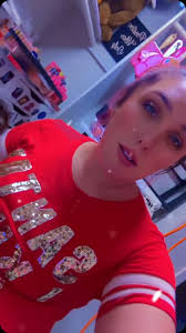 ❄️☃️snowflake lane makeup look ☃️❄️ #snowflakemakeup #rhinestonemakeup  #holidaymakeup #makeup #mua #motd #holidays #skowflakes #elfcosmetics  #beccacosmetics #glowrecipebananasouffle #bluebloodpalette ...