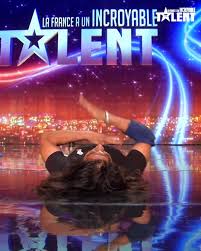 Yes vous aime est un collectif d'humoristes français créé en 2012 et composé de moustafa benaibout, pauline clément, johann cuny, bertrand usclat, fabien ↑ mymy, « une ode à la bite dans la france a un incroyable talent », sur madmoizelle.com, 23 novembre 2018 (consulté le 6 mars 2019). La France A Un Incroyable Talent Episode 1 Le Recap D Une Soiree Pleine D Emotions Et De Surprises