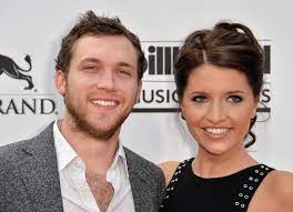 American Idol Notes Phillip Phillips Baby Katharine Mcphee Marriage Adam Lambert S Album