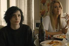 A post shared by sarah paulson (@mssarahcatharinepaulson). Finn Wolfhard And Sarah Paulson In The Goldfinch Abc News Australian Broadcasting Corporation