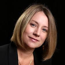 Emily Snelling's Instagram, Twitter & Facebook