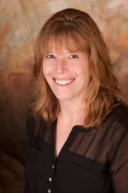 Marci Marshall's Instagram, Twitter & Facebook